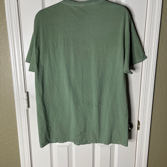 Lord of the Rings Green Graphic Tee - Picture 3 of 4